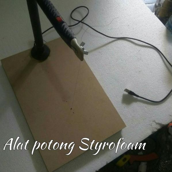 

Alat Potong Styrofoam Model Meja Pakai Daya Usb