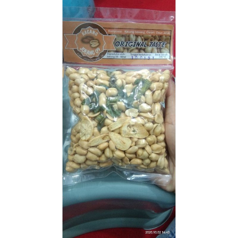 

Snack kacang bawang kriuk 200gr