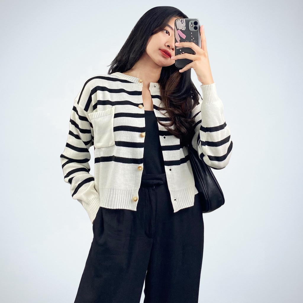 Emira Cardigan Knit