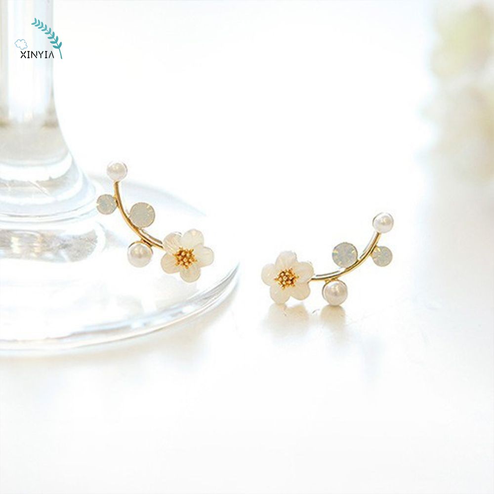 Anting Mutiara Bunga Shell Korea Anting Tusuk Wanita