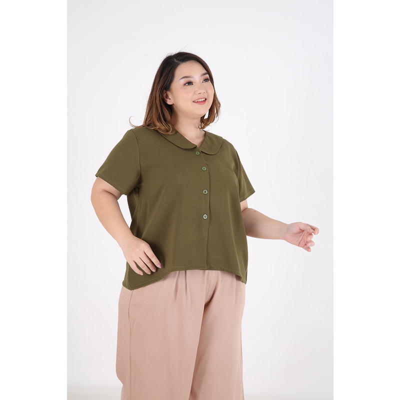 Sorabel - Honey Plain Rounded Collar Blouse Big Size / Kemeja Wanita Jumbo Lengan Pendek-4
