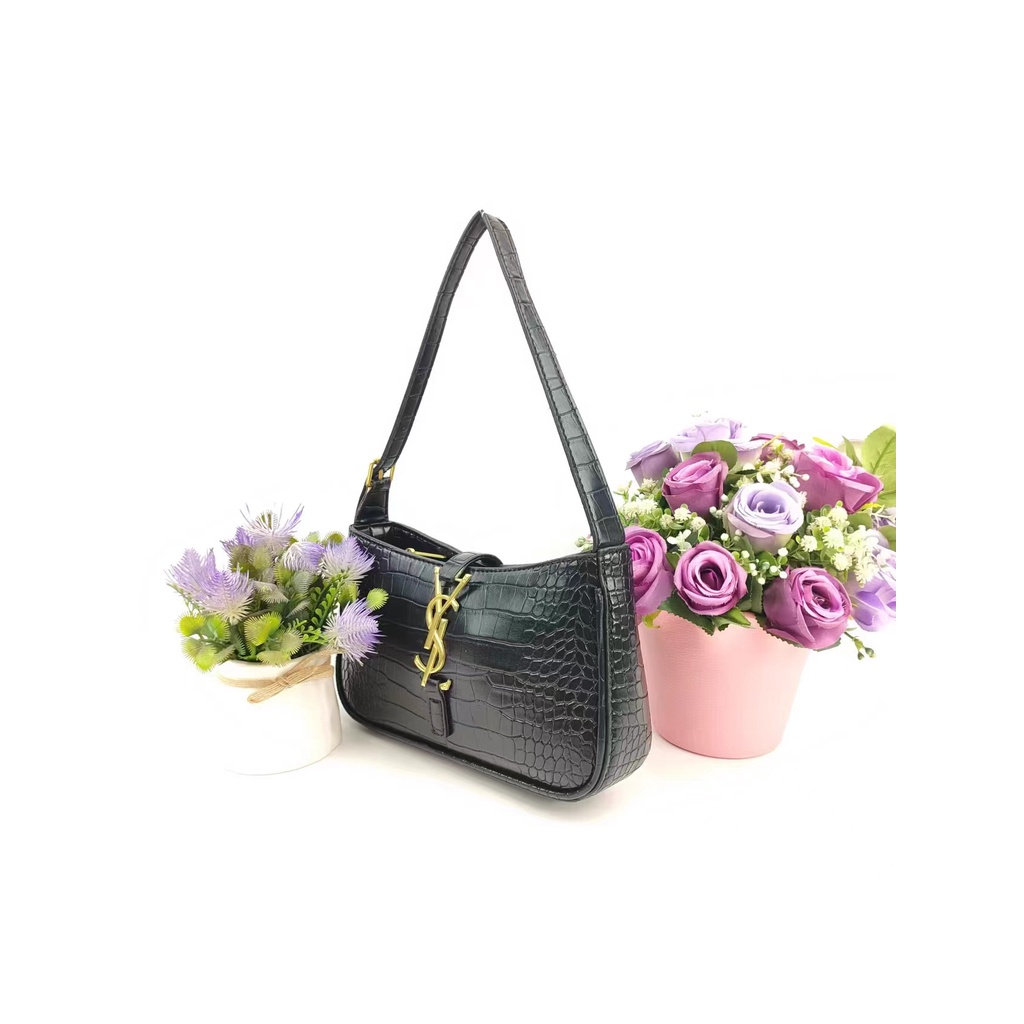 sling bag wanita shoulder bag wanita tas wanita premium tas wanita kekinian tas wanita branded tas wanita murah tas wanita terbaru tas fashion wanita  tas kulit wanita tas make up tas kecil wanita tas bahu COD