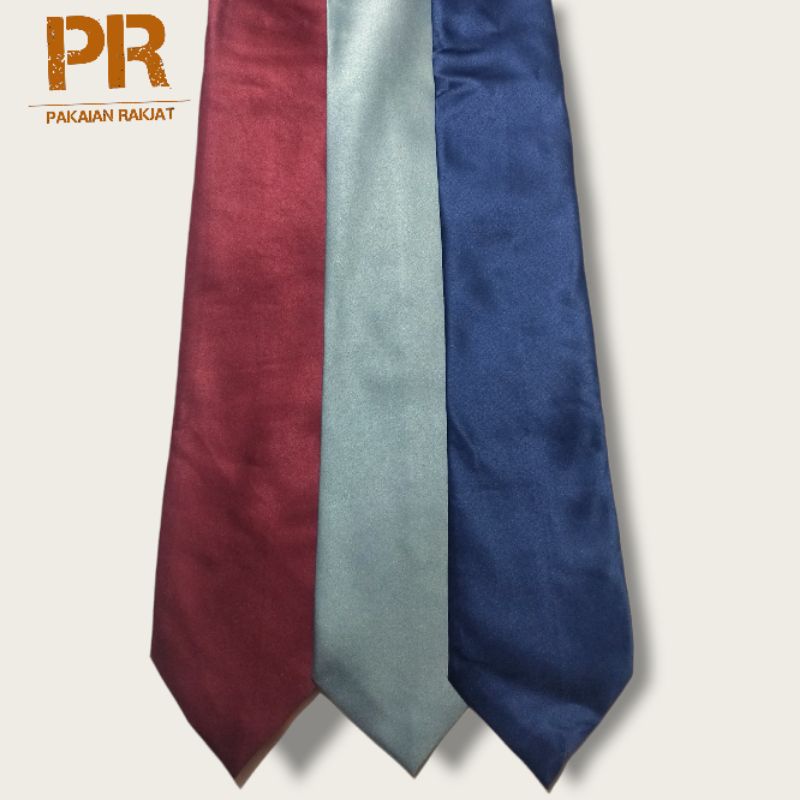 Dasi kantor polos instan formal mewah halus kualitas bagus warna Satin merah maroon, biru Navy & Abu