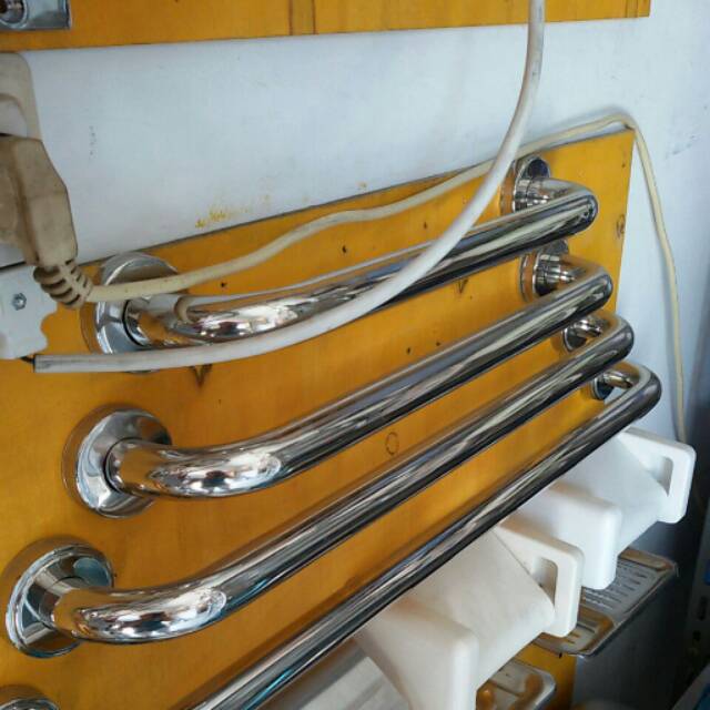 handle bathub stainless/pegangan kamar mandi 50cm