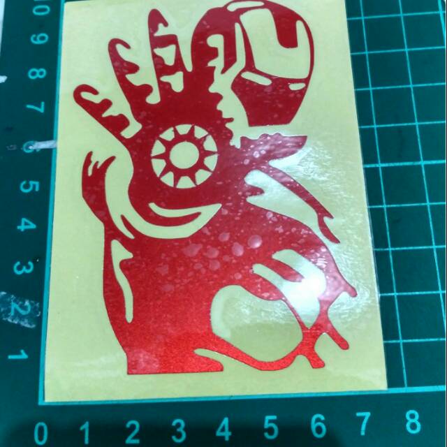 

Cutting sticker iron man