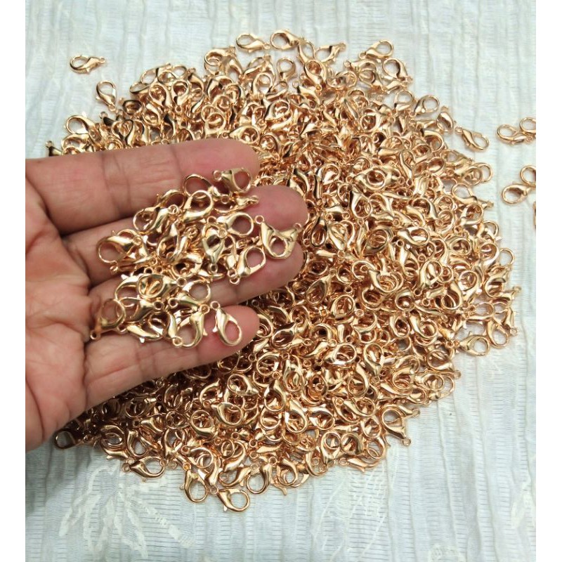 

KaitUdangGoldukuran1.4cmisi100pcs