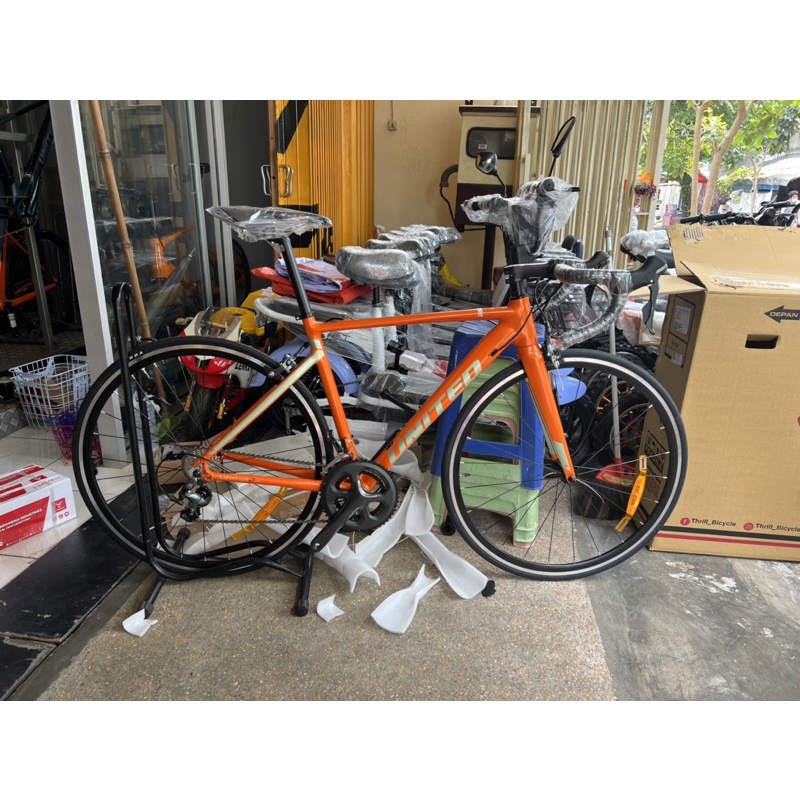 sepeda roadbike 700c United Vitessa 2.0 Terbaru