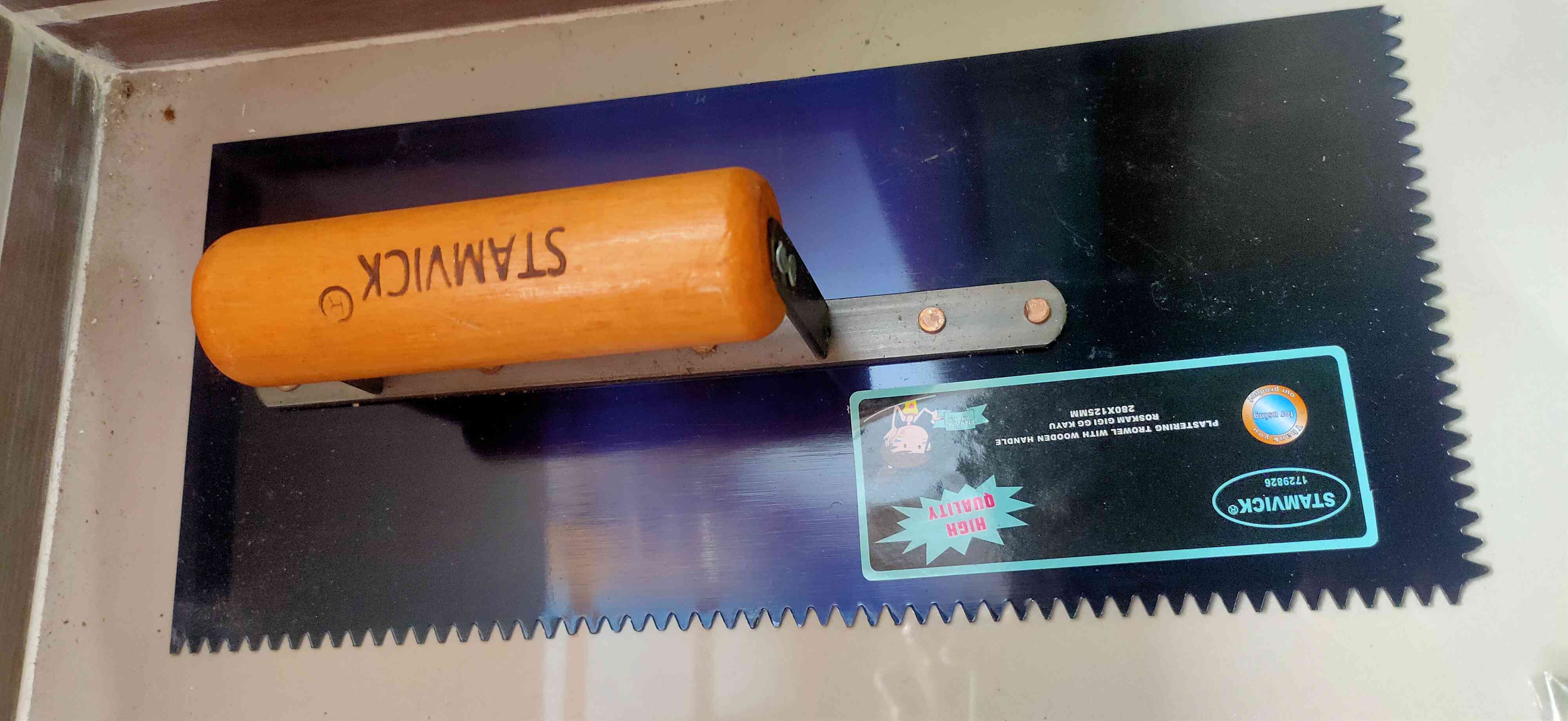 Plaster Trowel - Laskam Besi Gerigi Stvk