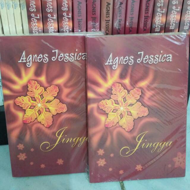 Jingga (Agnes Jessica)