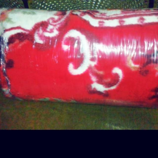 Selimut Tebal bulu halus