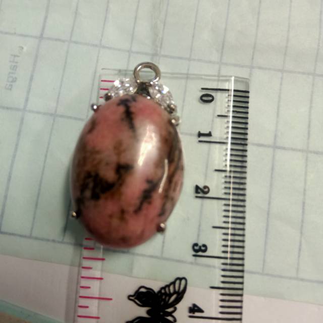 Liontin Natural red borneo