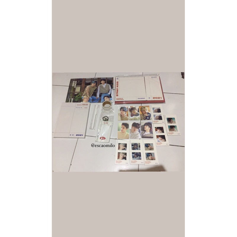 

[READY] SHARING SEASON GREETINGS 2021 STRAY KIDS PC, CALENDAR, DIARY, PEN, BOOKMARK