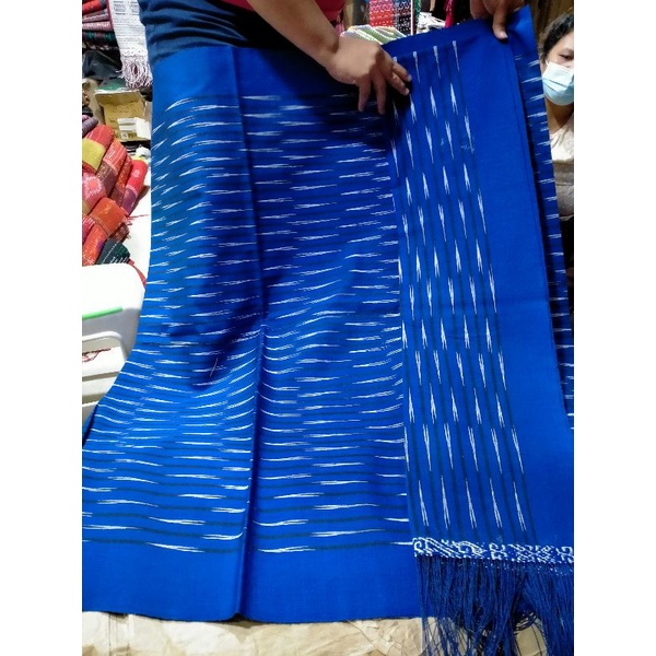 songket Tarutung tenunan Tarutung simarsuksang