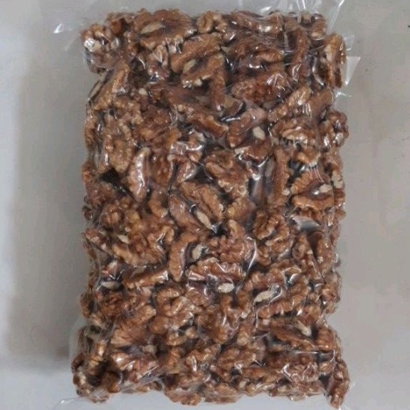 

kacang walnut panggang roasted walnut