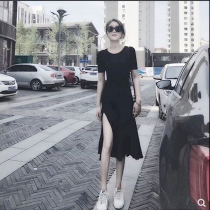 Setelan Wanita Korean Style Gaya Terbaru Dress Modis Lucu Aksesoris Pita Warna Putih Hitam