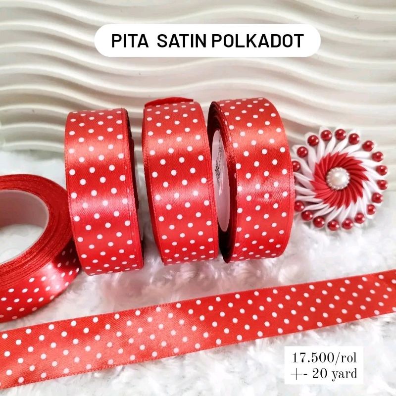 

PITA SATIN POLKADOT