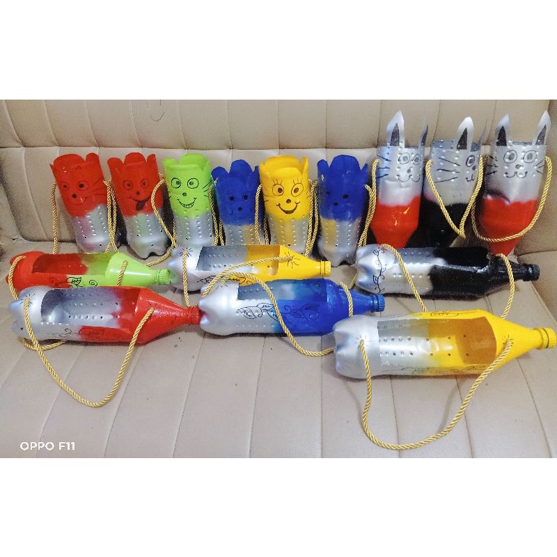 Kerajinan daur uang botol bekas Pot gantung warna warni unik pot tanaman