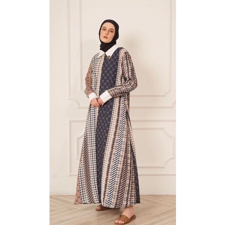 DRESS RUMAISHA MAXI MOCCA BY VIVIZUBEDI