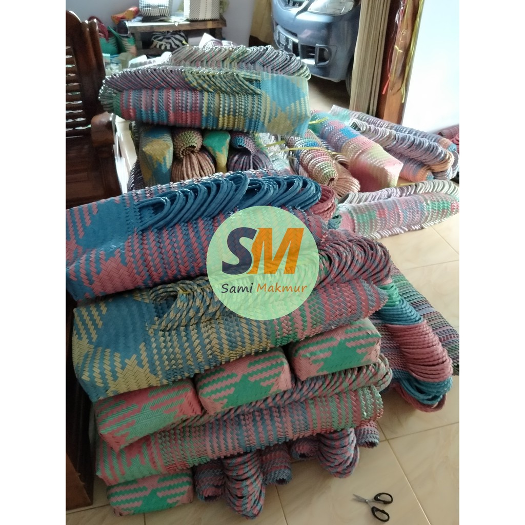Tas Anyaman Plastik SEDANG Size M LURIK Tanggung untuk Belanja Berkat Tahlilan Muat Kotak Nasi