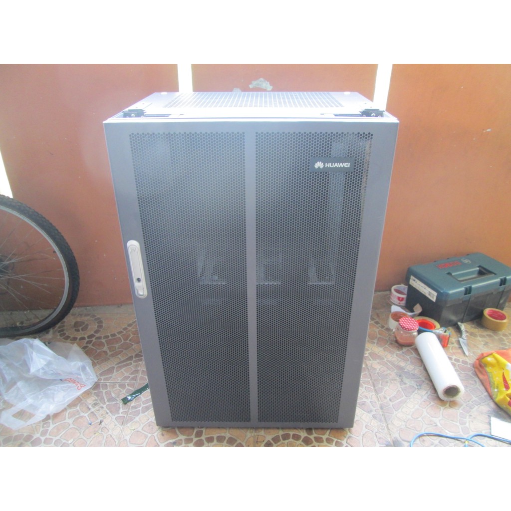 Distribution Base Station Huawei DBS3900 Dengan BBU 3900 Dan UPEU 48V