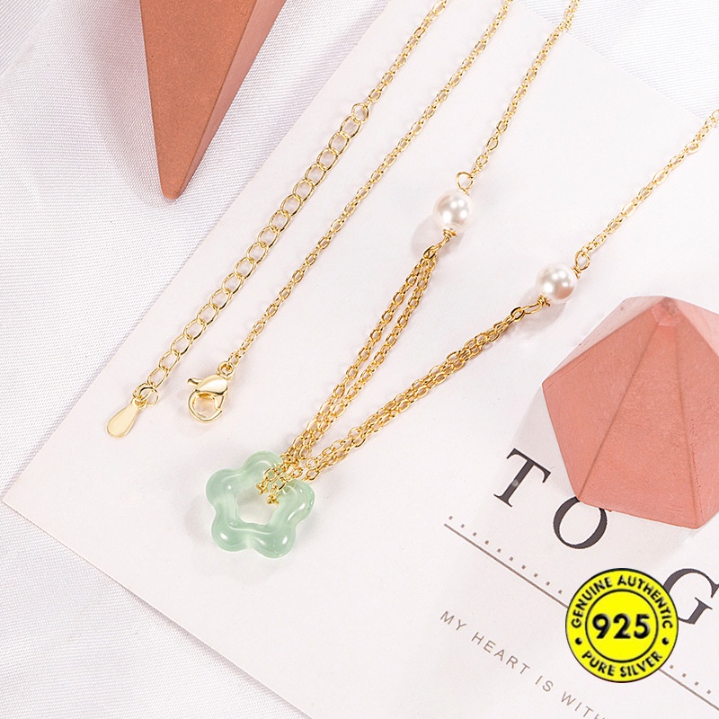 Kalung Giok Hetian Bentuk Bunga Lapis Emas 18K Tahan Air Untuk Wanita