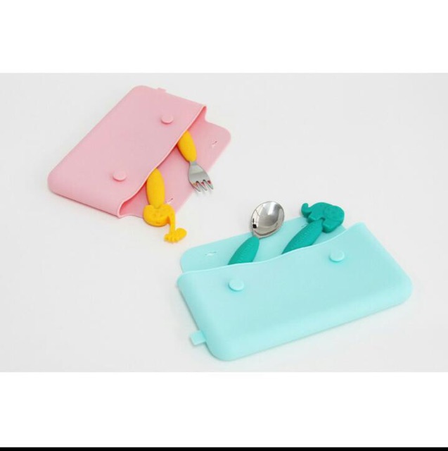 MARCUS&amp;MARCUS Silicone Multi - Purpose / Cutlery Pouch / Tempat Sendok &amp; Garpu Baby / marcus