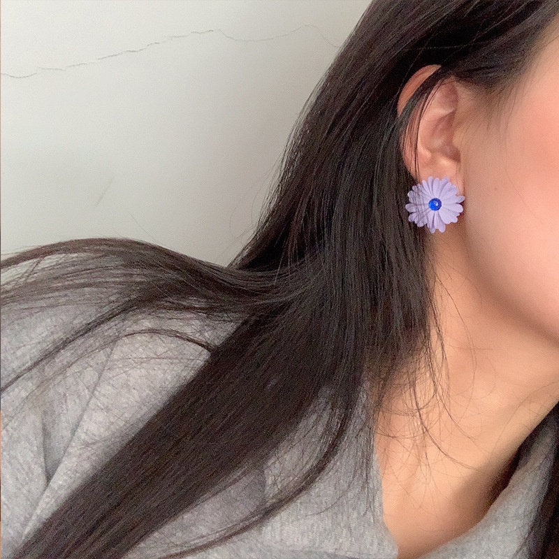 Anting 925 silver needle Bentuk Kelopak Bunga Warna Biru Gaya Korea Untuk Wanita