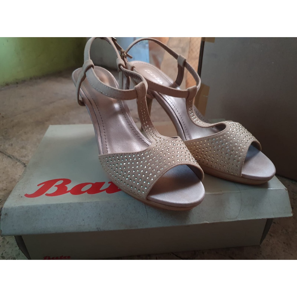 Sepatu Heels Merk Bata