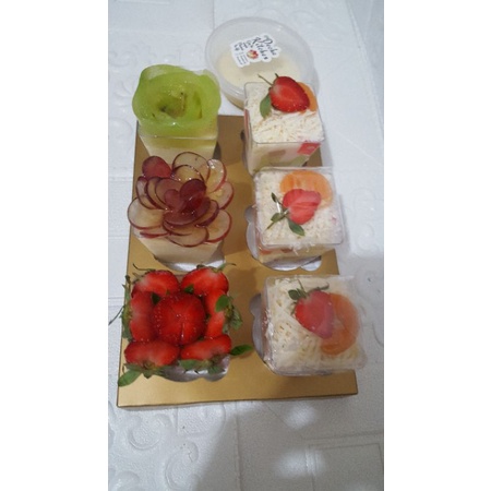 

puding hampers premium isi 3salad 3puding