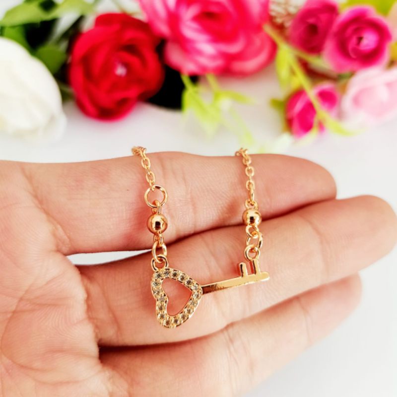 Kalung titanium wanita lapis emas liontin kunci/liontin kunci love