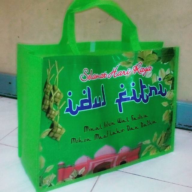 

Tas souvenir parcel idul fitri godie bag paperbag wadah penyimpanan
