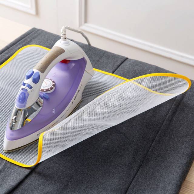 Alat Pelapis Setrika Pakaian - Alas Pelapis Setrika Baju - Ironing Mat Protective Cloth