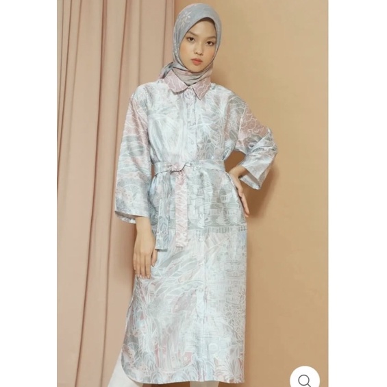 Buttonscarves x vone