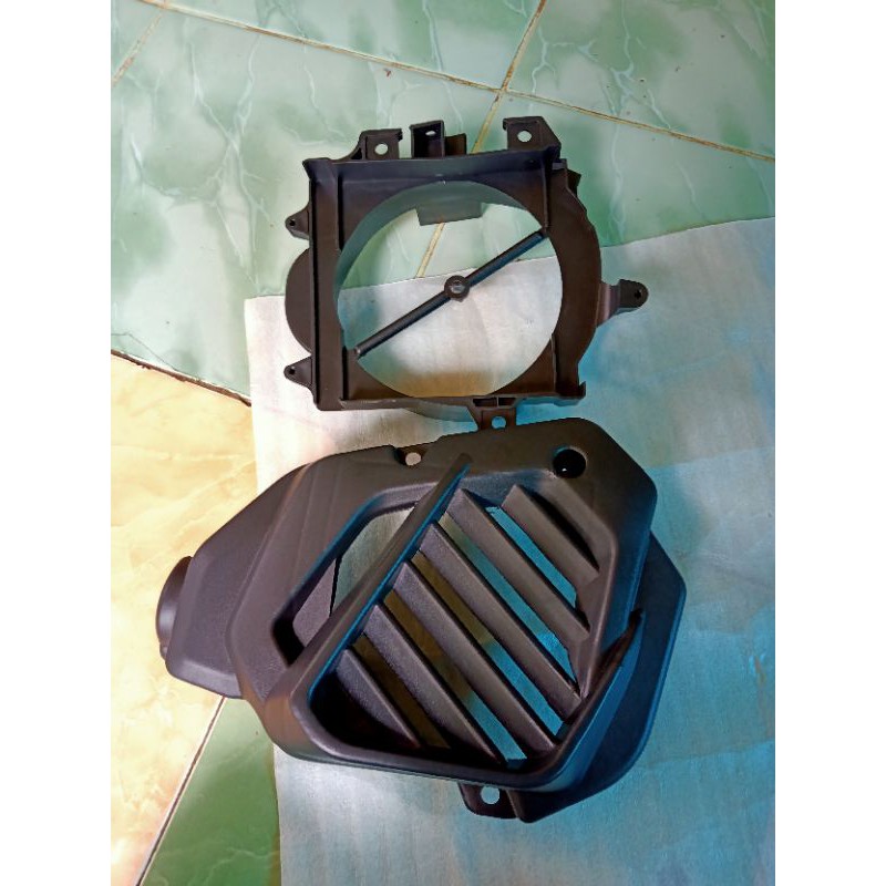 Tutup kipas radiator luar dalam Vario techno 125 lama