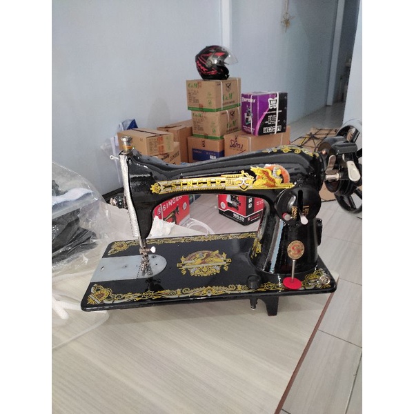 Mesin Jahit Tradisional SINGER 15 Class + Meja Kaki