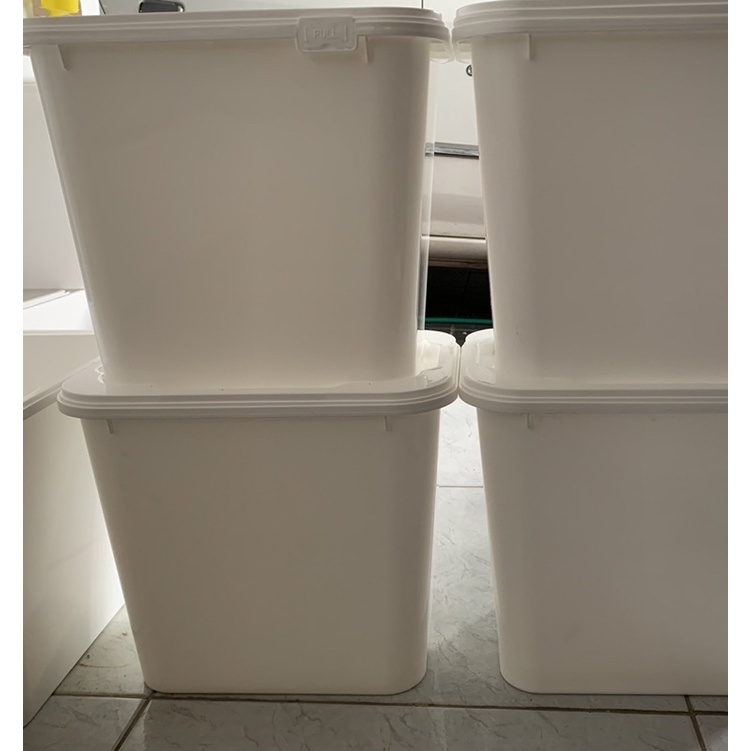 Box Es Krim 8 liter untuk breeding cupang, hamster dan ikan lainnya atau untuk penyimpanan barang