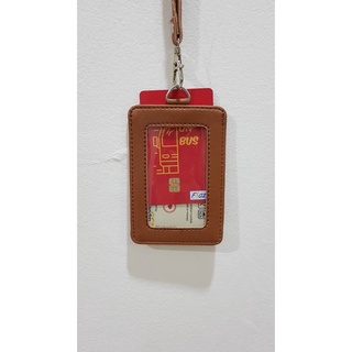 

Lanyard Flashee Kulit Dua Sisi Transparan Termurah PU Leather ID Card Holder Plastik Name Tag Mika Cokelat Muda ID Card