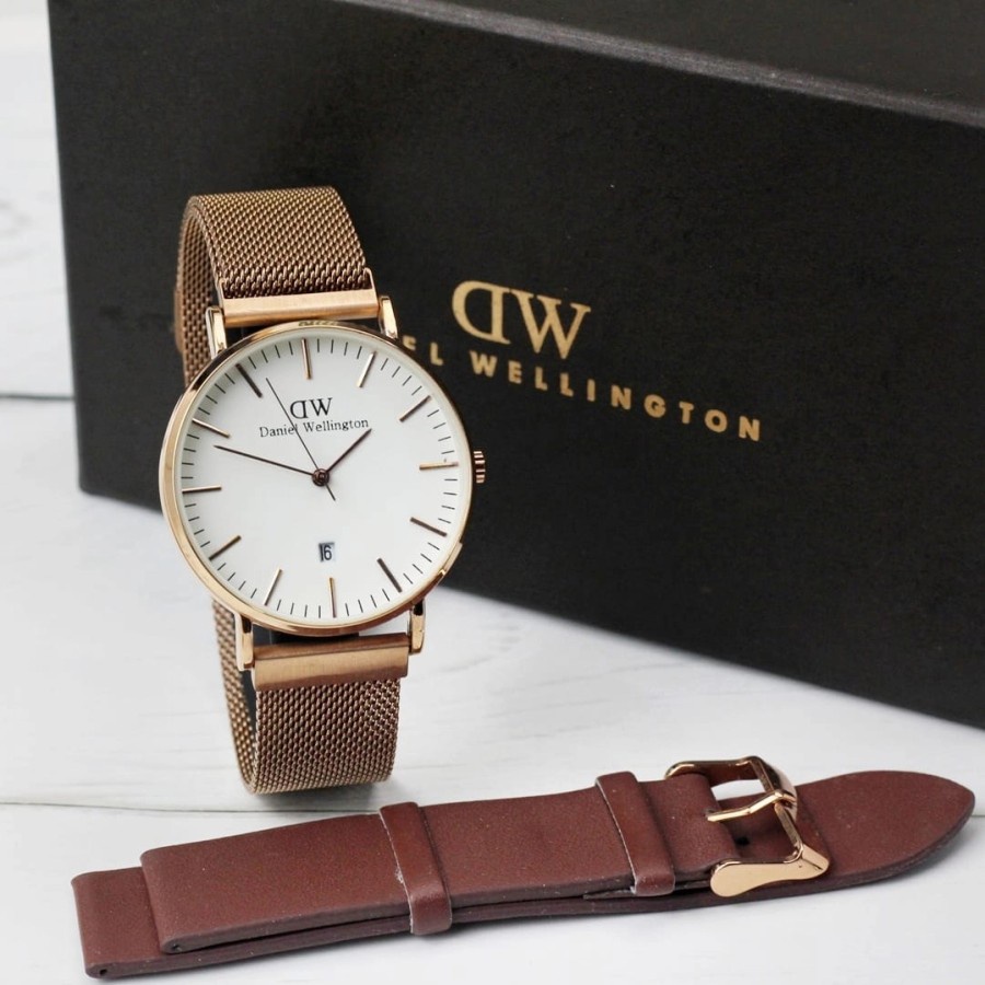 Jam Tangan Couple Dw Tanggal Aktif Quartz Analog Rantai Pasir Free Tali Kulit