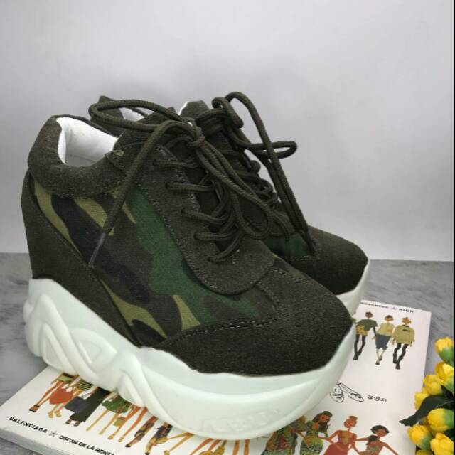SEPATU WANITA BOOTS WEDGES ARMY FASHION IMPORT