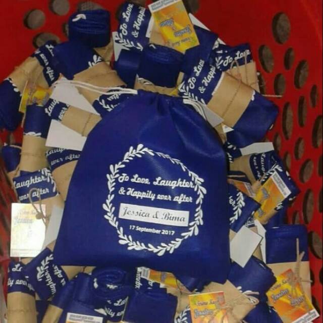 Pouch Serut /Tas Serut / Souvenir Pernikahan /Souvenir Pouch/Pouch Murah /Pouch Unik /Pouch Souvenir