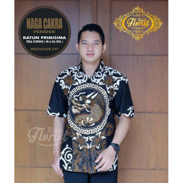 Batik Solo NAGA CAKRA PENDEK Kemeja Pria Katun Halus Sragenan Full Furing