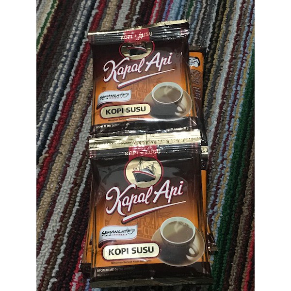 

Kopi Kapal Api Susu Sachet - 1 renceng isi 10 pcs