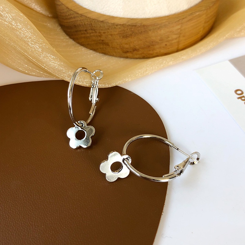 Hollow Circle Flower Earrings Accessories Trend Korean