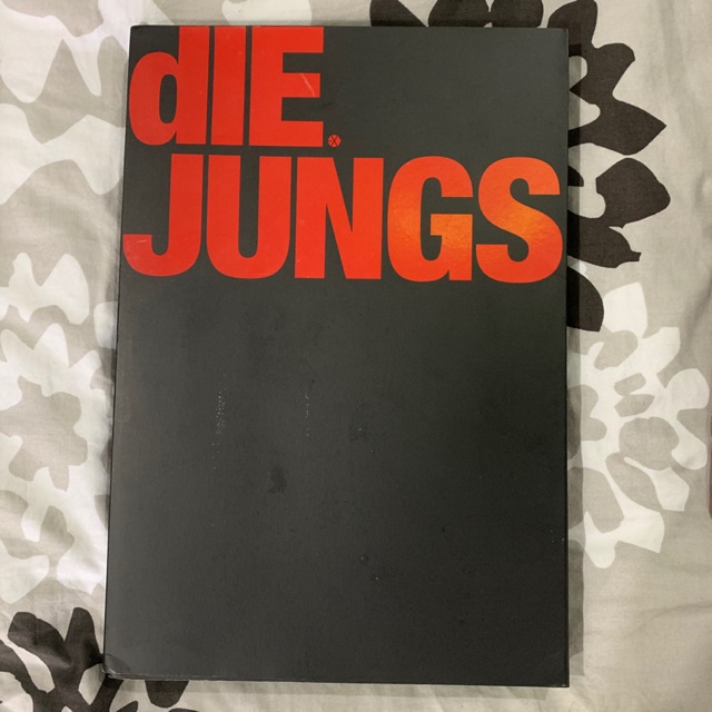 EXO M - DIE JUNGS [preloved]