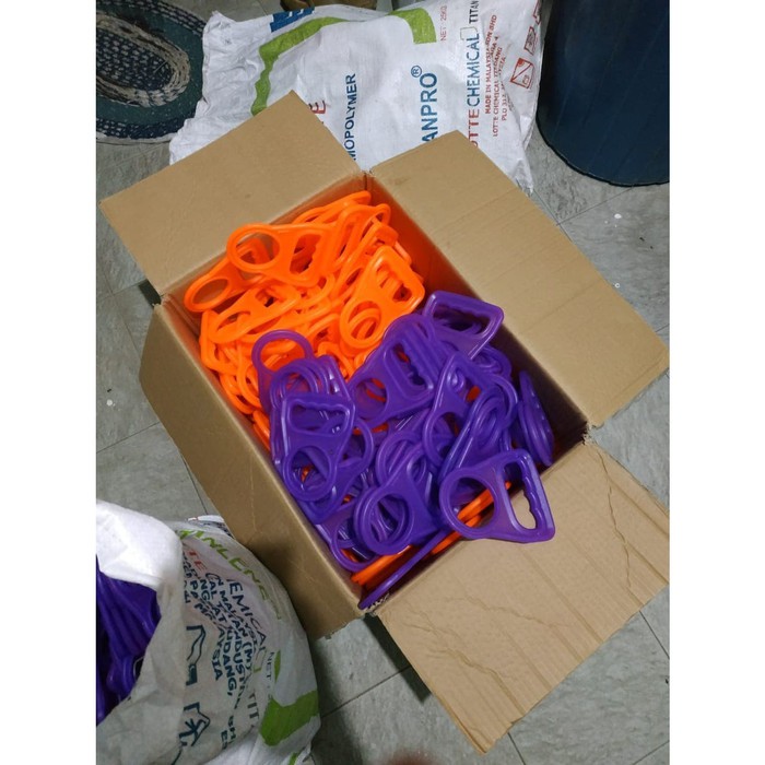 alat bantu pengangkut galon air mineral