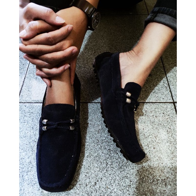 sepatu suede / sepatu slip on suede