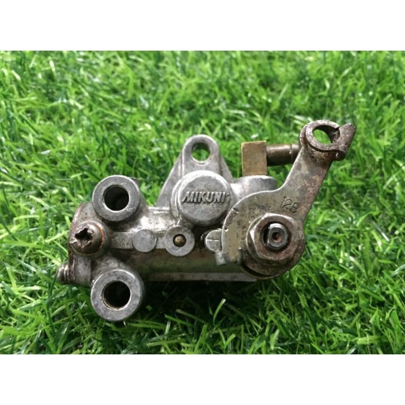 Pompa Oli Samping Oil Pump Motor Suzuki RGR 150 RGR Jumbo RGR Crystal RGR Sprinter Original