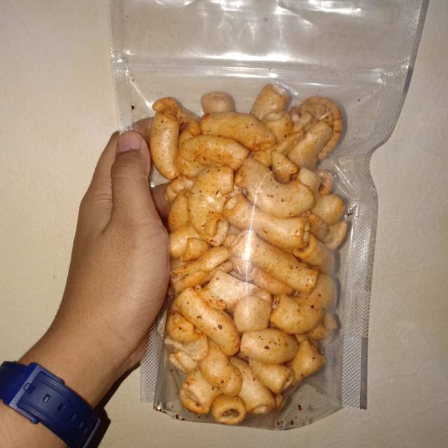 

Keripik jangkrik