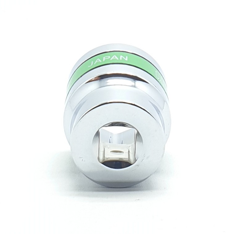 Veloz Premium 32mm Kunci Mata Sok Sock Socket 32mm 6PT 1/2&quot; Chrome Vanadium Steel