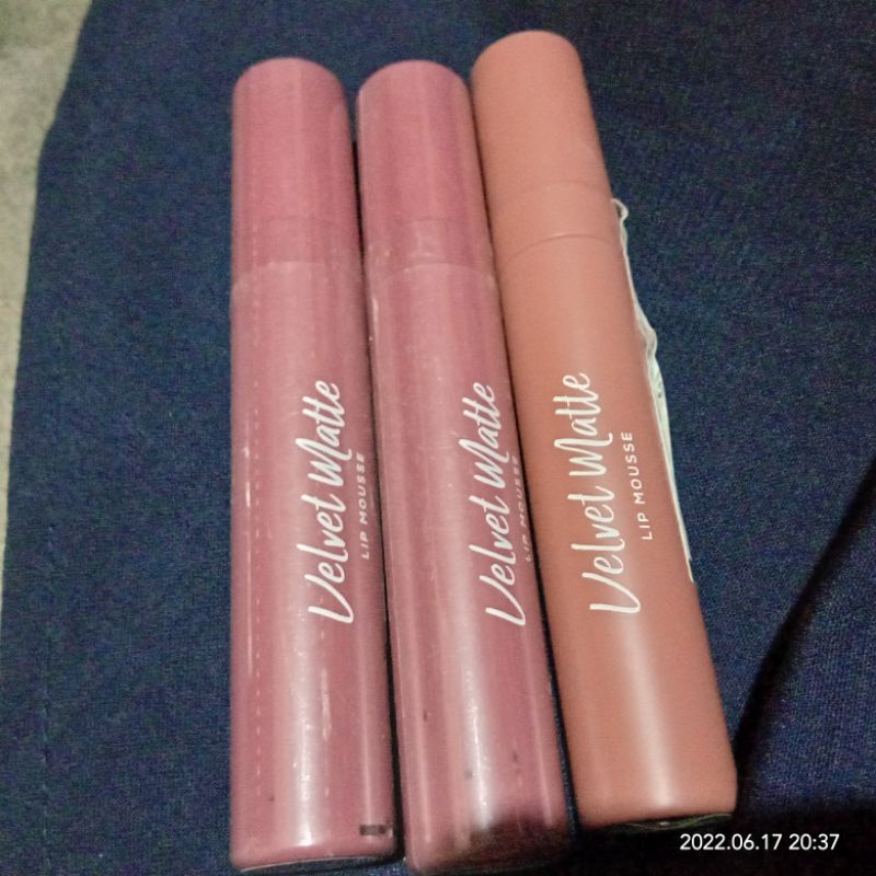 Lipstik Wardah Velvet Matte